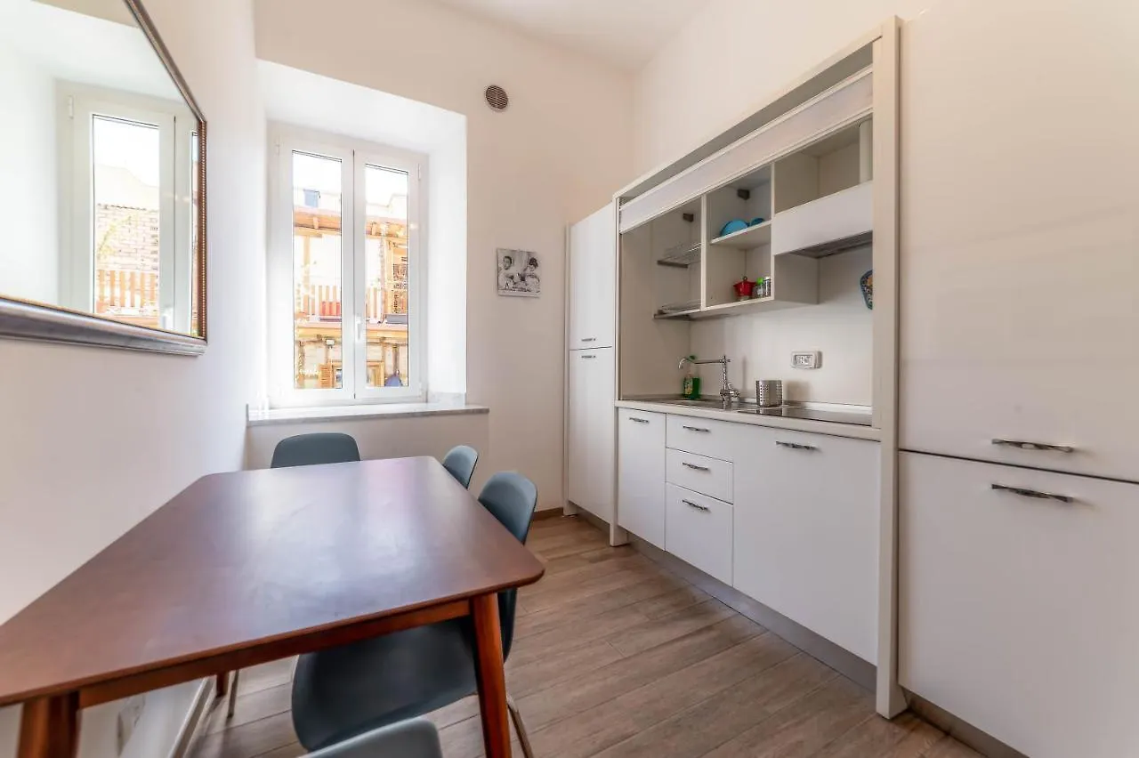 Apartment Casa Marin - Metro Malatesta Rome Italy